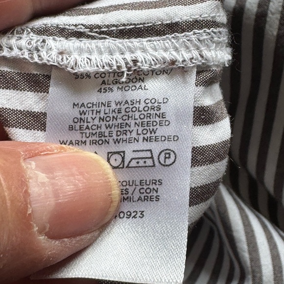 NWOT Loft Button Down - Picture 7 of 7